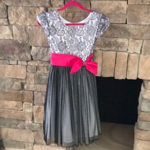 Girls dress
